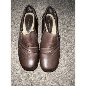 Thom Mcan Shoes Womens 8 Pleated Slip On‎ Brown Leather Career Loafers